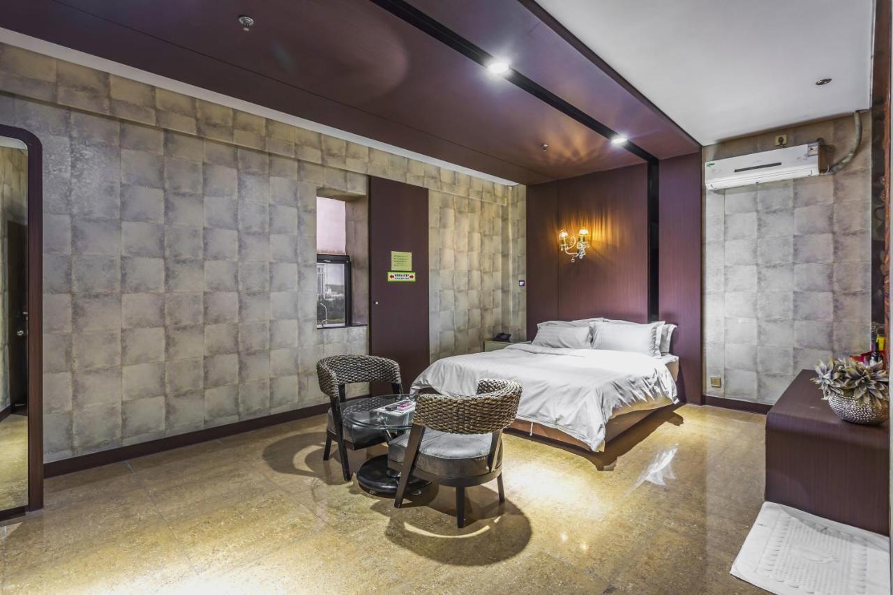 Qingdao Heng Bo Hotel Екстер'єр фото