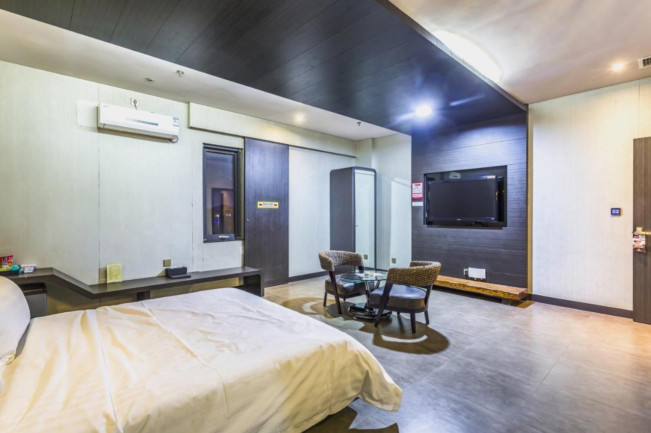 Qingdao Heng Bo Hotel Екстер'єр фото